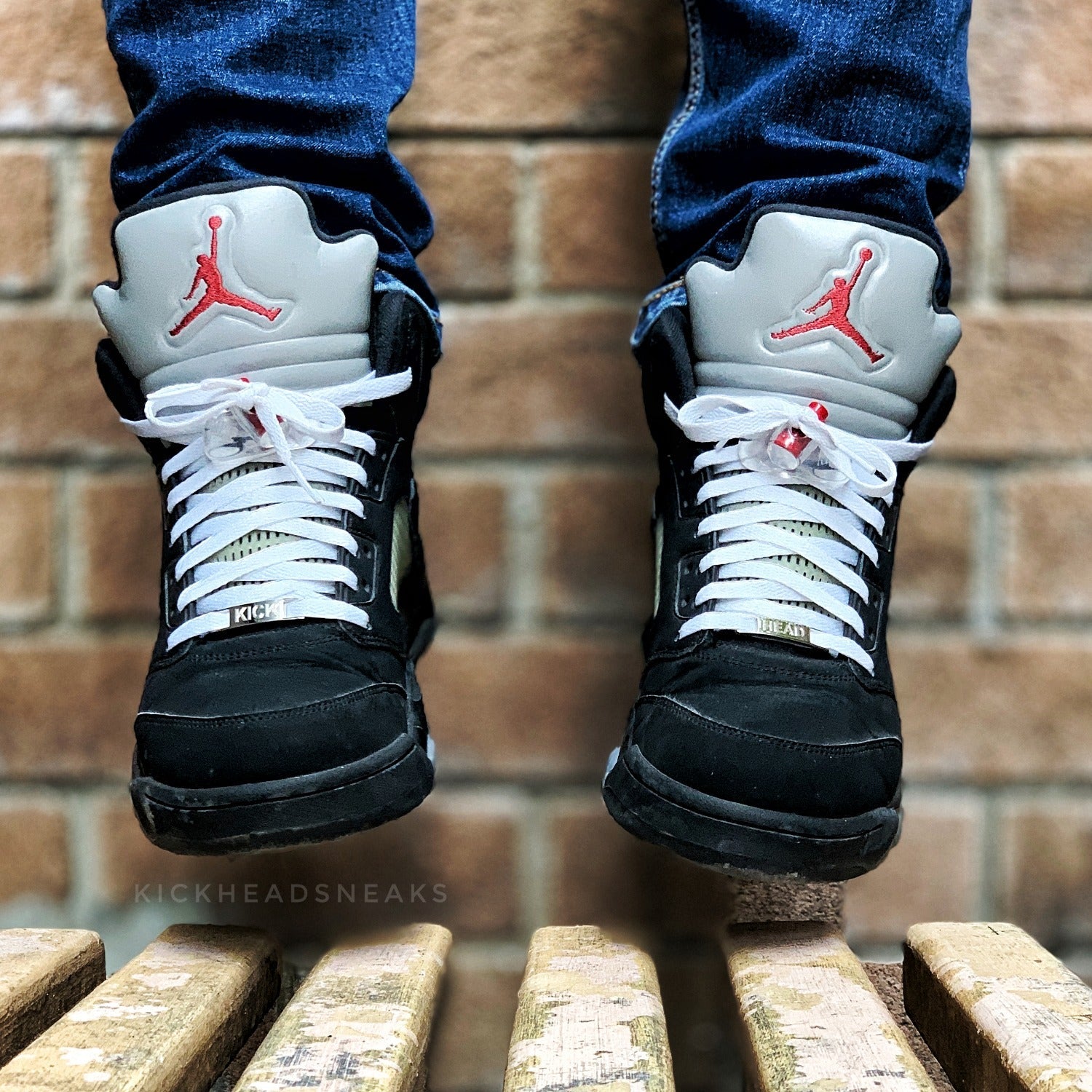 Jordan 5 replacement on sale laces